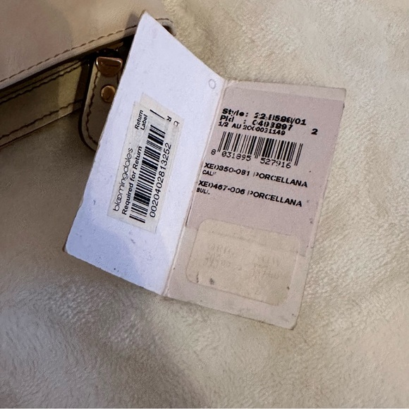 SALVATORE FERRAGAMO Gancini Logo Crossbody Bag - Picture 10 of 10